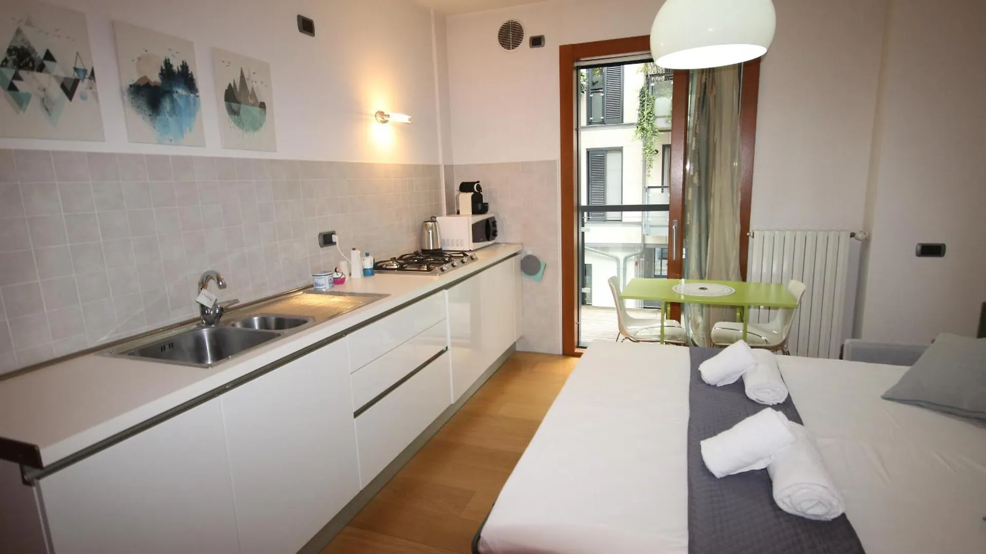 Cola Montano Apartments kontakt