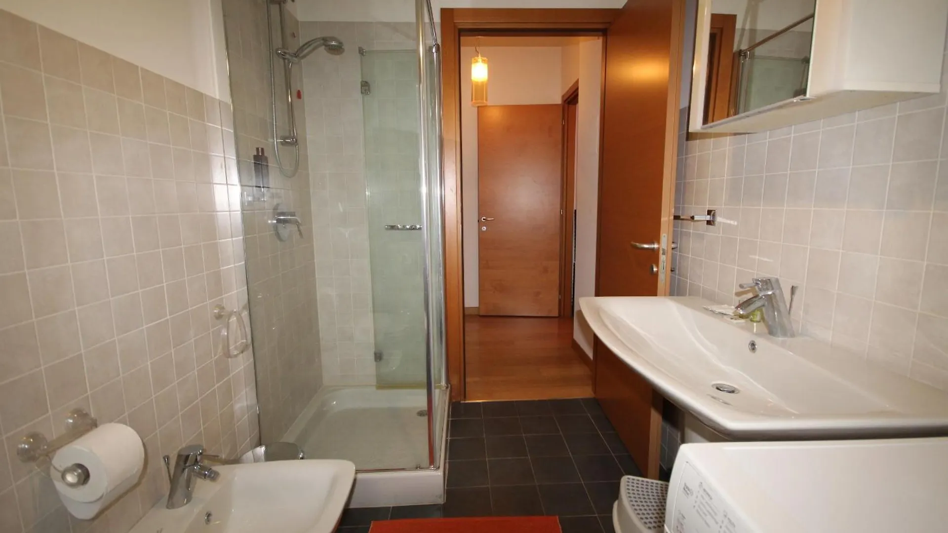 Cola Montano Apartment Milano 0*,
